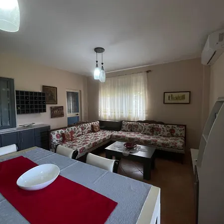 Daire Near Beach, Golem (Tirana)