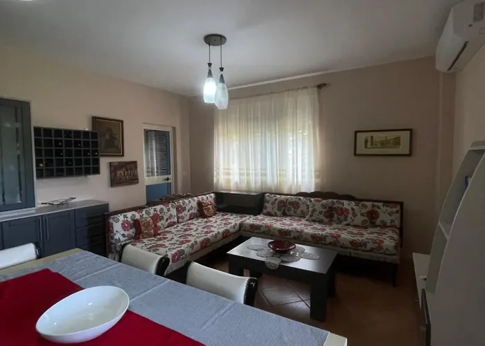 Daire Near Beach, Golem (Tirana)