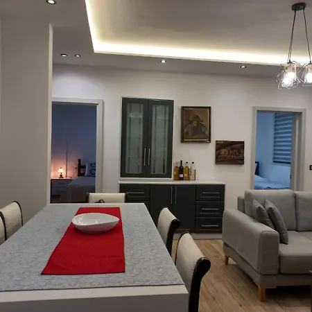 Apartment Near Beach,