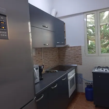 Apartment Near Beach,